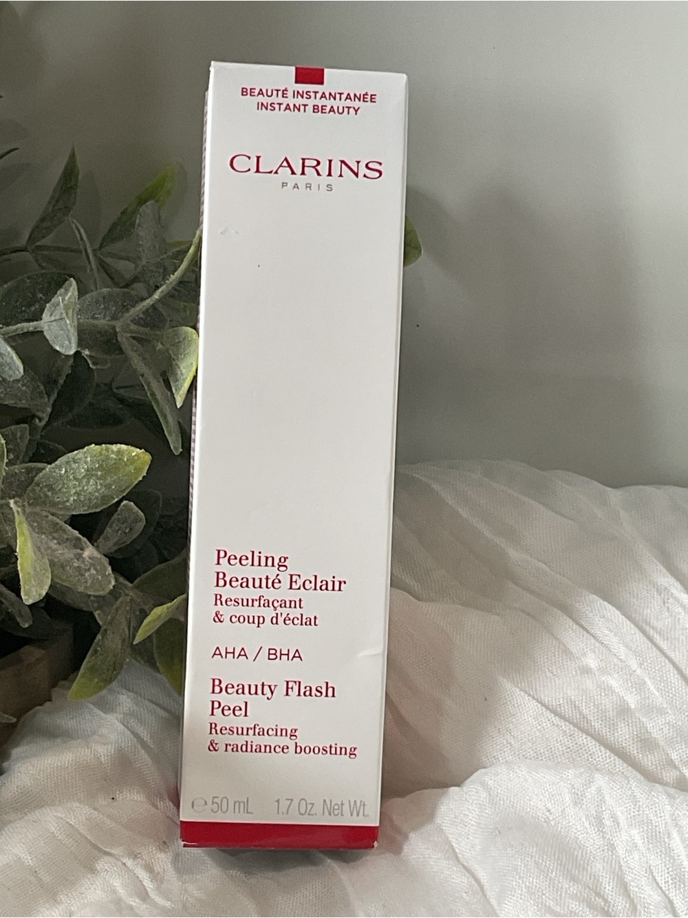 SK 1. NIB Clarins Beauty Flash Peel Resurfacing & Radiance Boosting
